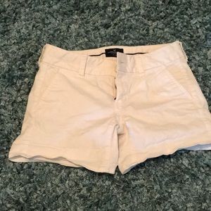American Eagle White Shorts 00